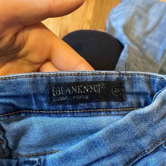 Blanknyc Skinny Classique Jeans, distressed | size 26 - Picture 8 of 15